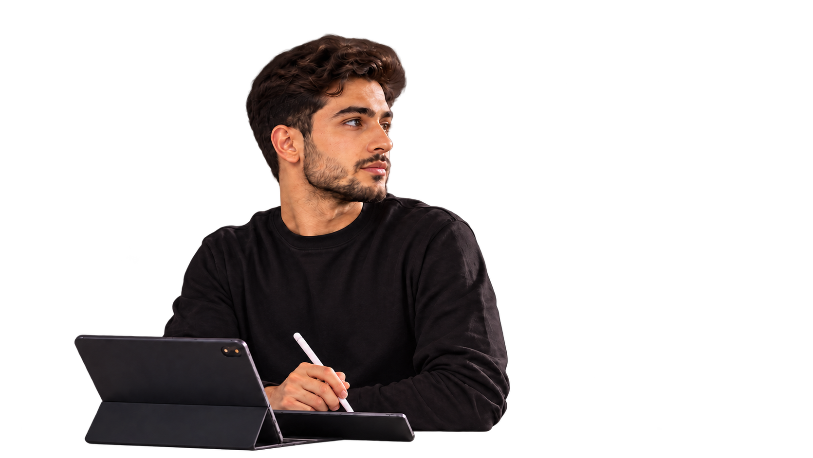 مصمم يعمل بالقلم على جهاز لوحي
